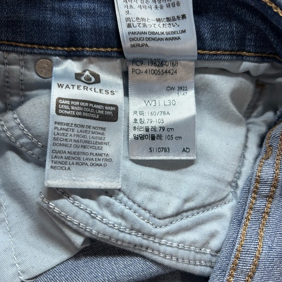 Classic Blue Women's Jeans - Picture 10 of 10